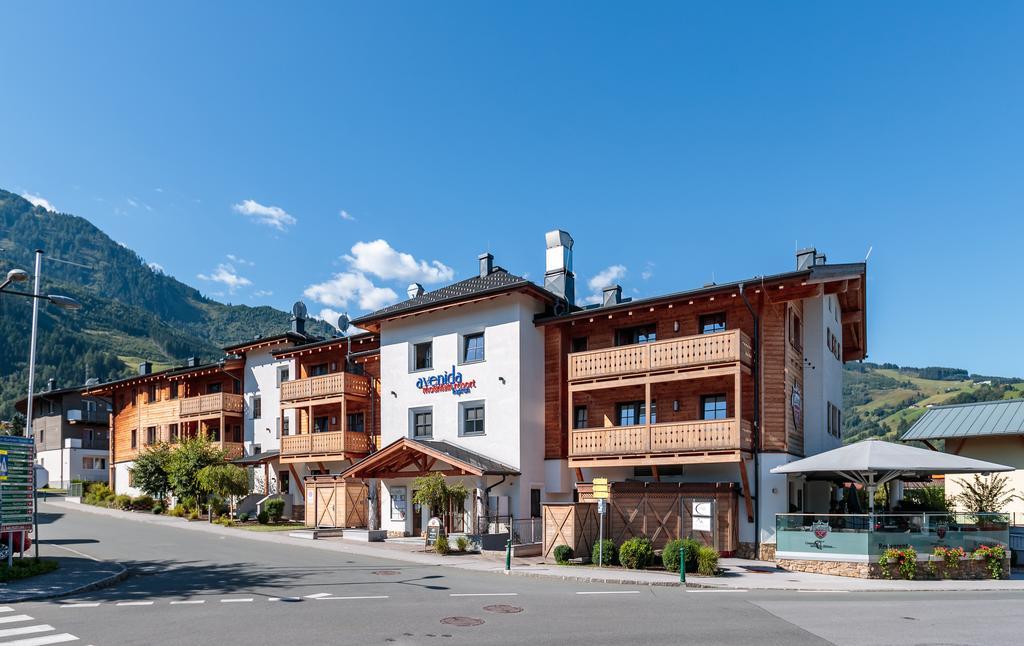 Avenida Mountain Resort By Alpin Rentals - Incl Summercard Капрун Экстерьер фото